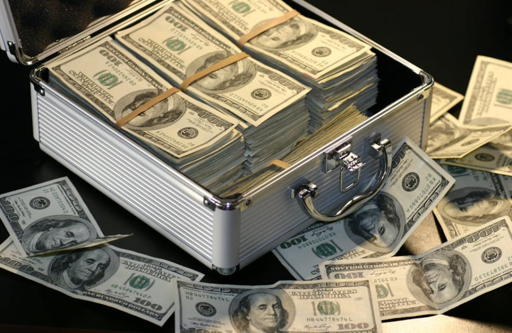 Hoe laat je geld voor je werken in plaats van zelf te blijven werken?