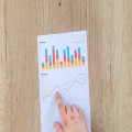 Hoe laat je geld voor je werken met passief inkomen en slimme investeringen?