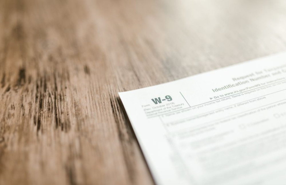 Hoeveel vennootschapsbelasting betaalt een bv over 200.000 euro winst in 2026