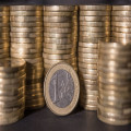 Don de Jong vermogen: welke bronnen geven betrouwbare cijfers?